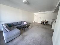 Rosebery 近Green Square 现代两房两卫一车位 8月30日起租