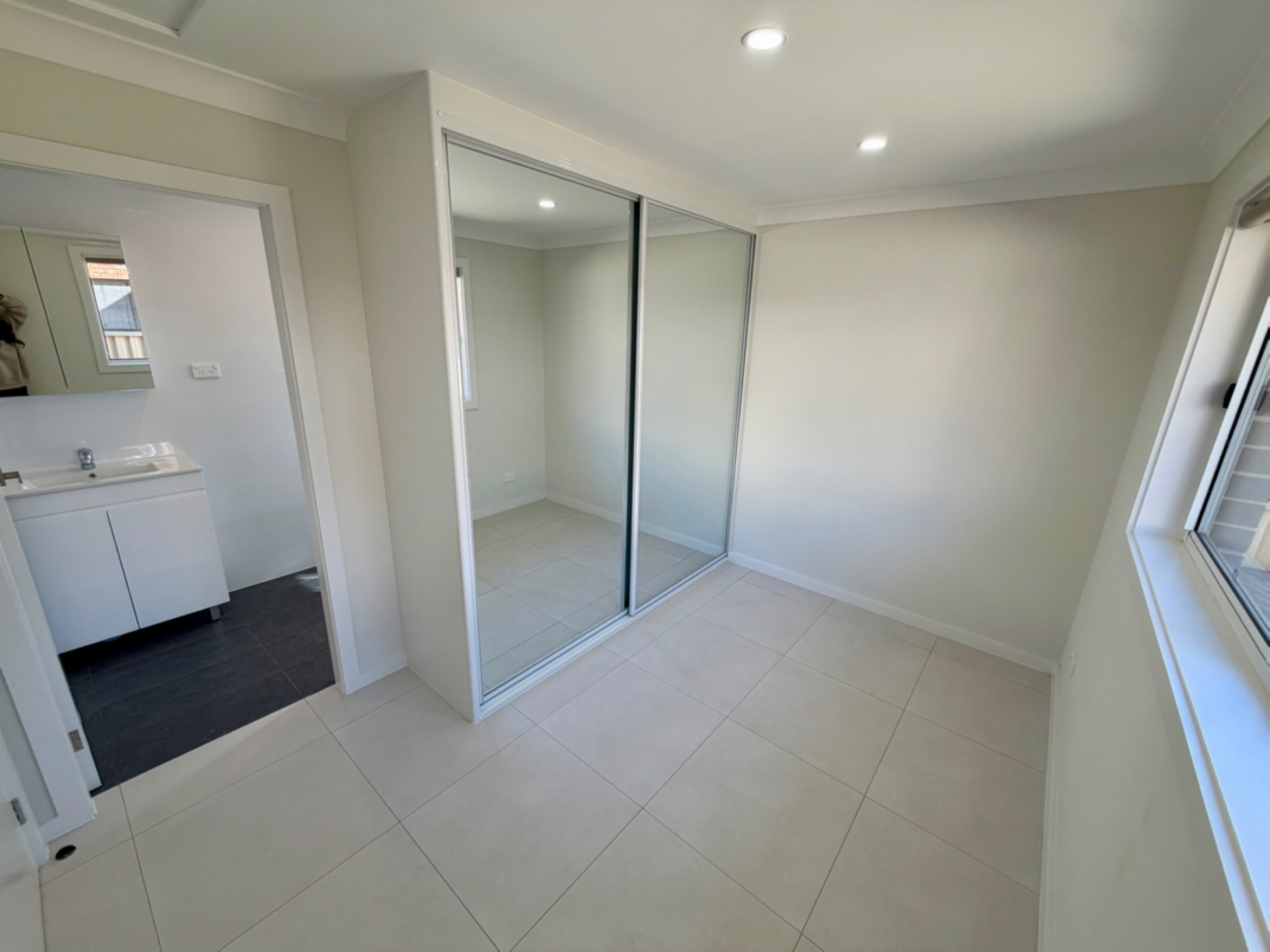 今日悉尼Hurstville HV两房两卫全新奶奶房Granny Flat出租 Hurstville HV两房两卫全新奶奶房Granny Flat出租