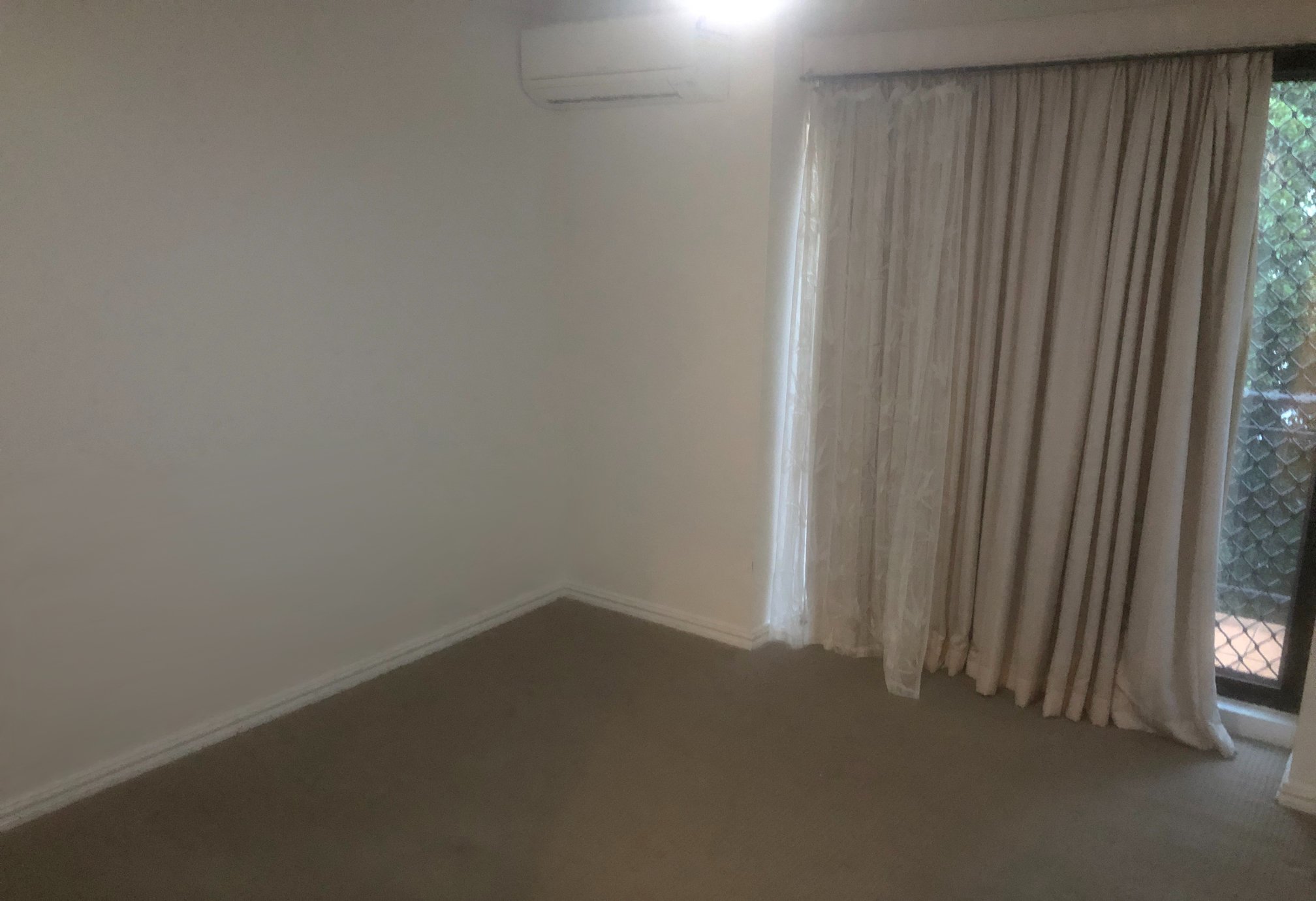 今日悉尼Parramatta 2房town house 整租 Parramatta 2房town house 整租