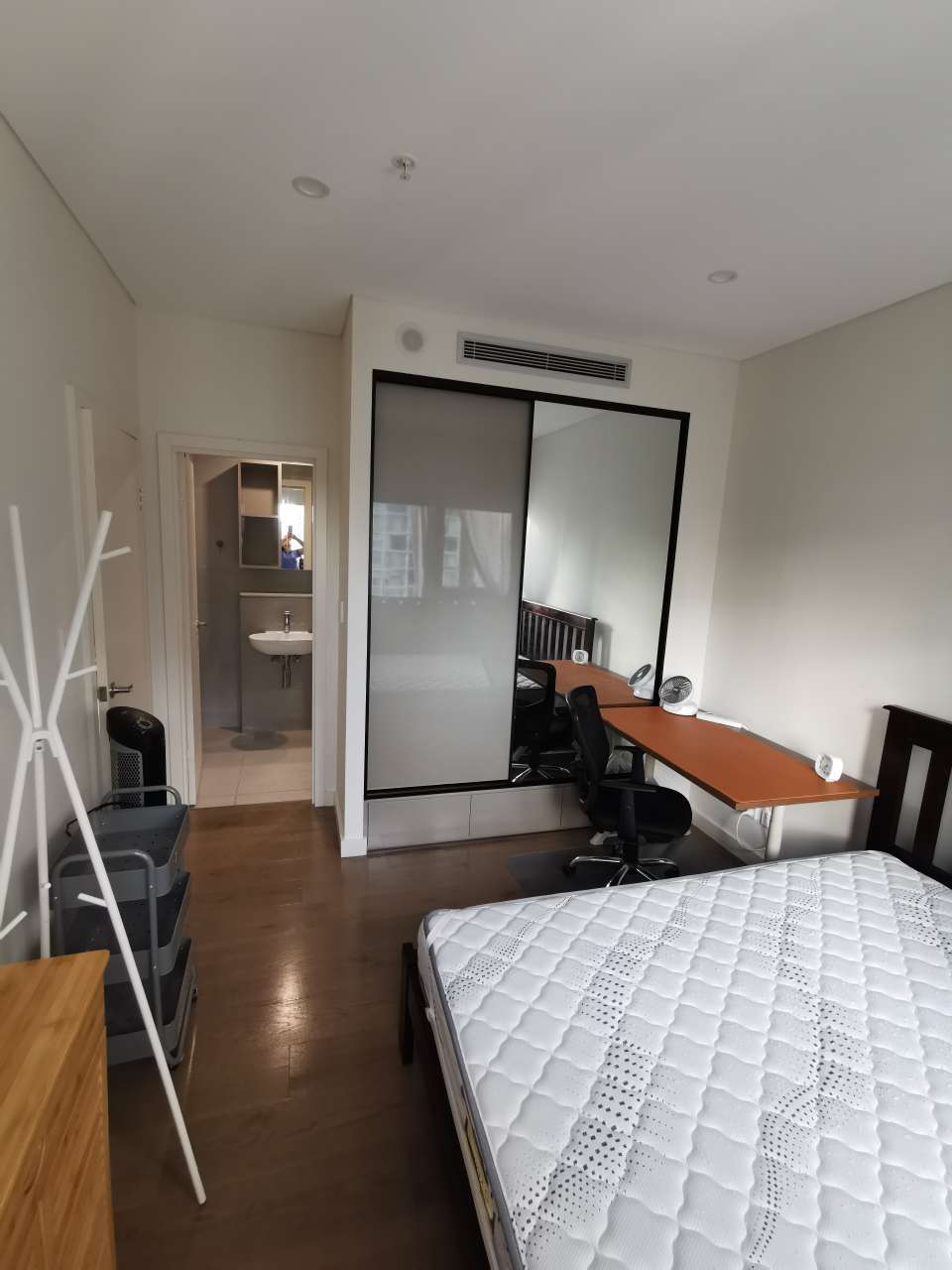 今日悉尼Macquarie Park 连接麦觉理大商场多个房间特价可即拎包先到先得欢迎咨询 Macquarie Park 连接麦觉理大商场多个房间特价可即拎包先到先得欢迎咨询