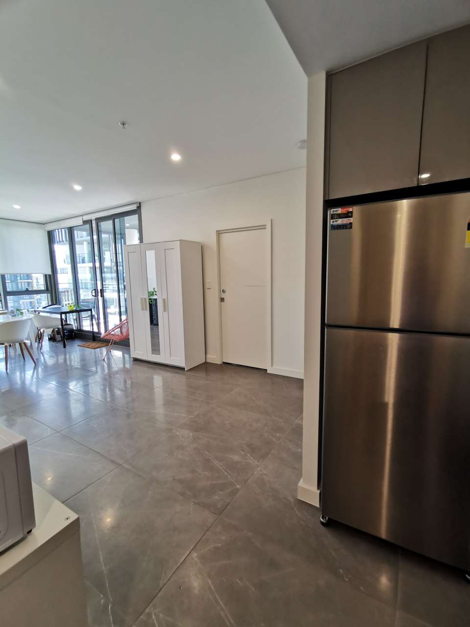 今日悉尼Macquarie Park 连接麦觉理大商场多个房间特价可即拎包先到先得欢迎咨询 Macquarie Park 连接麦觉理大商场多个房间特价可即拎包先到先得欢迎咨询