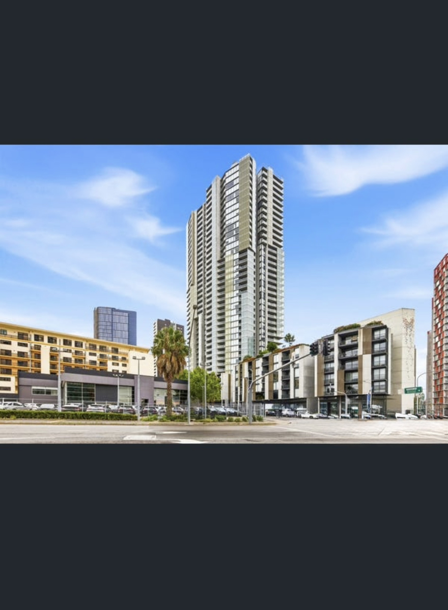今日悉尼Parramatta 火车站附近 近新两房两卫公寓包家具出租 Parramatta 火车站附近 近新两房两卫公寓包家具出租
