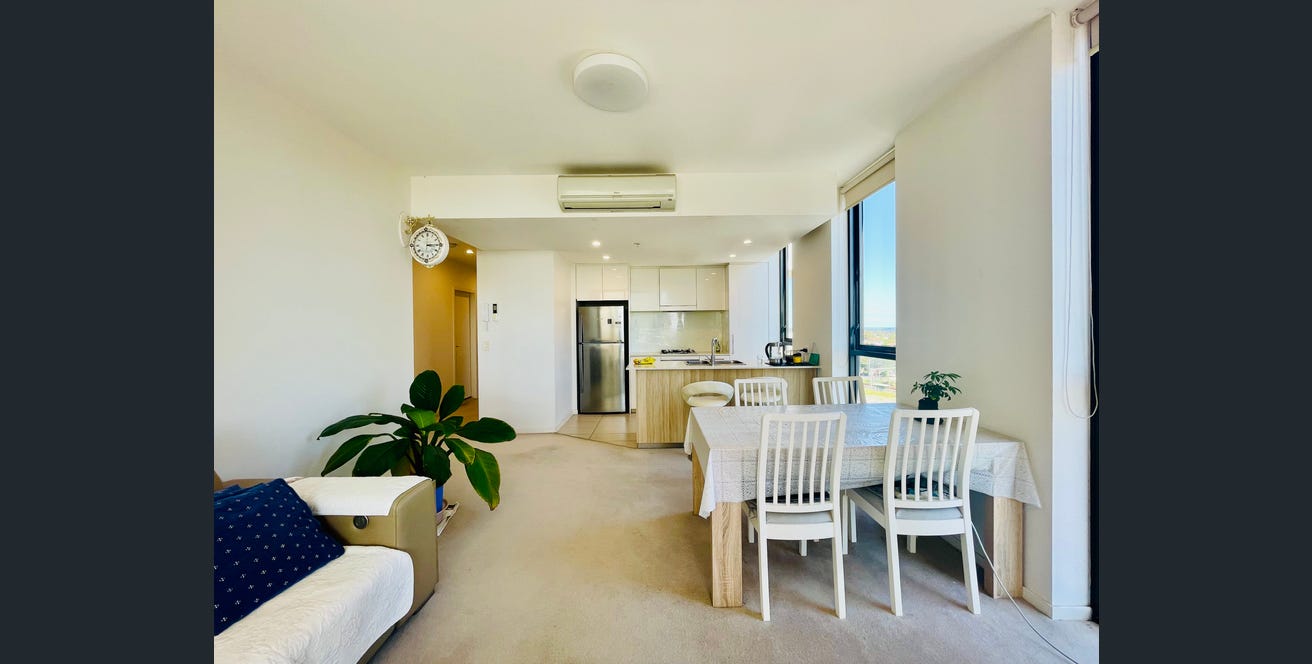 今日悉尼Hurstville 高级保安公寓超大房间招安静房客 短租 Hurstville 高级保安公寓超大房间招安静房客 短租