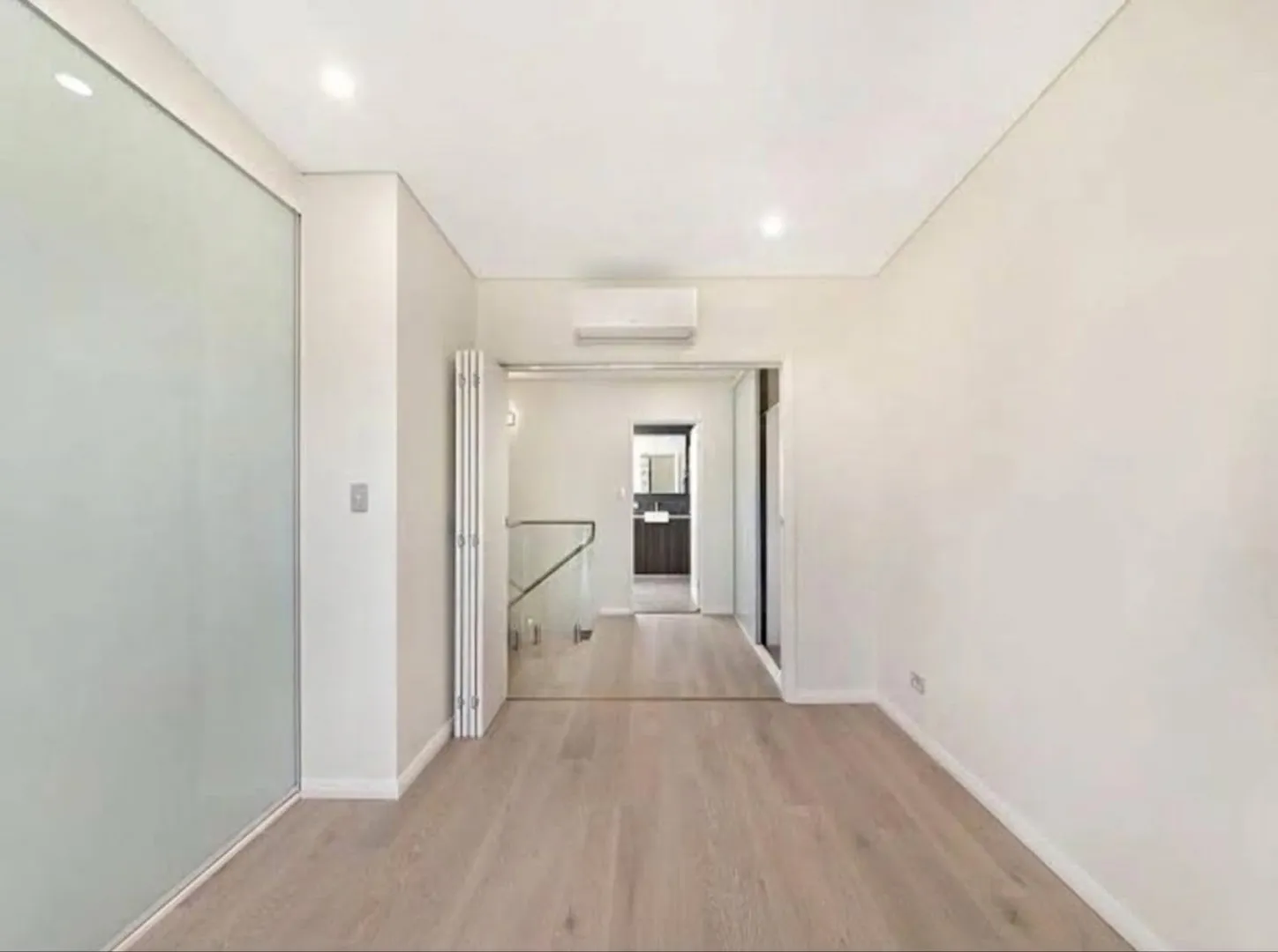 Burwood 连体别墅整租（第 4 张）