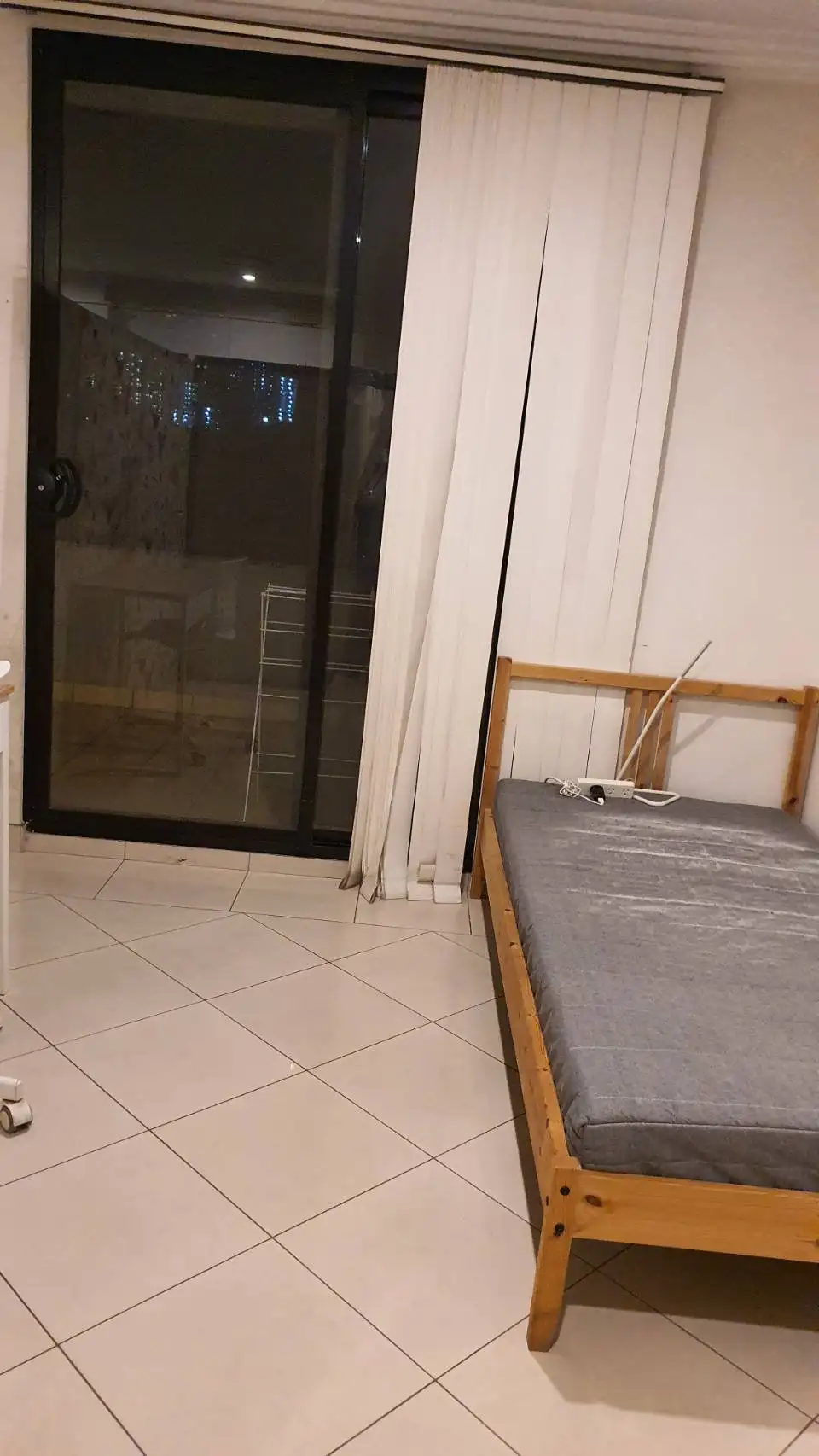 Ultimo Female Wanted Living Room in Sydney（第 3 张）