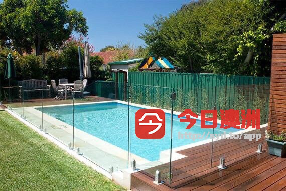  悉尼专业安装泳池围栏