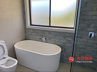  专业厨房 浴室翻新铺贴瓷砖  大理石及防水工程