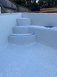  专业铺贴室内瓷砖泳池砖