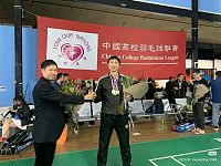  悉尼资深羽毛球教练Simon 