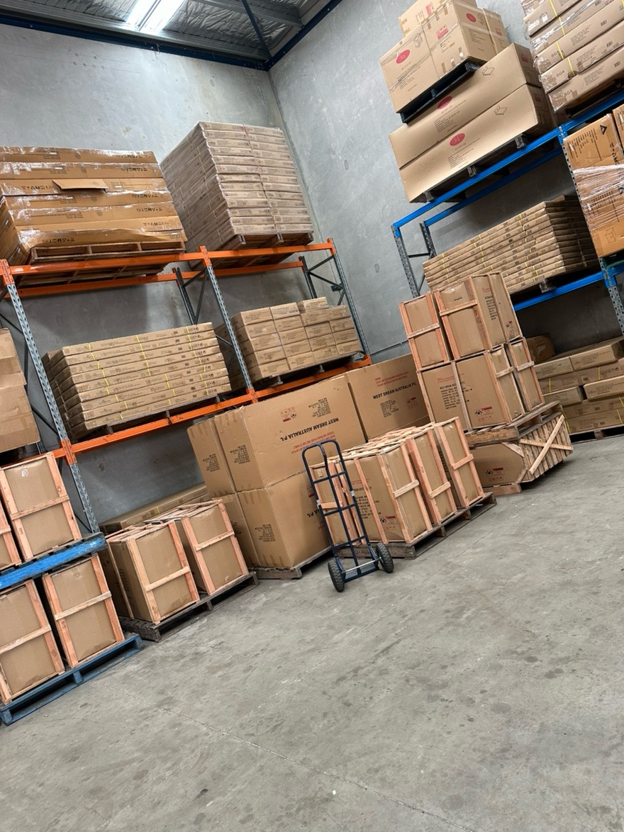 今日墨尔本 Hyper Logistic专业搬家 跨州搬运 清理垃圾 安装家具 仓储服务低至15起 Hyper Logistic专业搬家 跨州搬运 清理垃圾 安装家具 仓储服务低至15起
