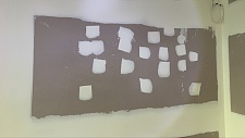  小房子墙体打磨