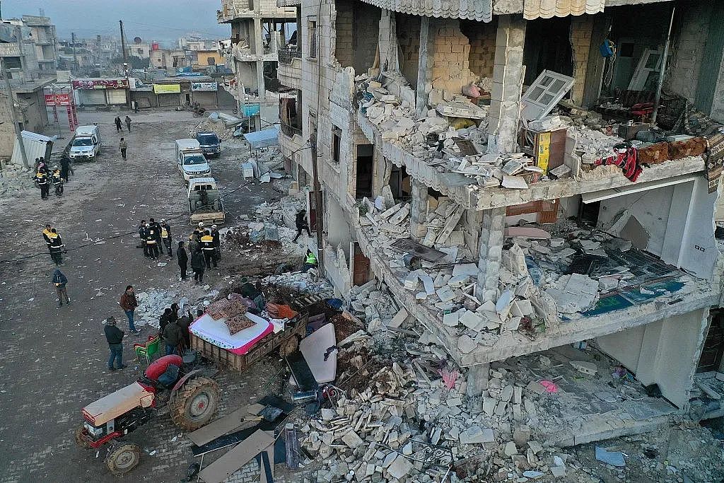 叙利亚深陷“危机中的危机”：震后救援为何难以抵达？（图） - 1