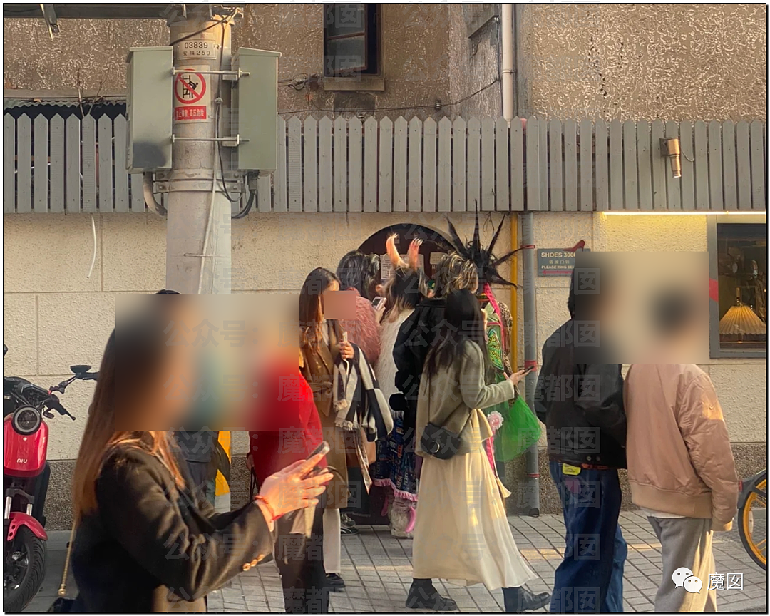惊讶！上海安福路街头忽然聚集大批五彩缤纷发色的俊男美女（组图） - 9