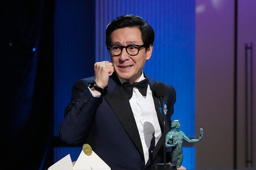 两位亚裔影星获得美国演员工会奖（视频/组图） - 3