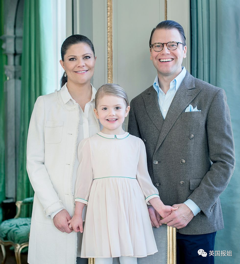 欧洲未来最美女王？瑞典11岁小公主晒生日照惊艳网友：小萌娃长大太漂亮了（组图） - 30