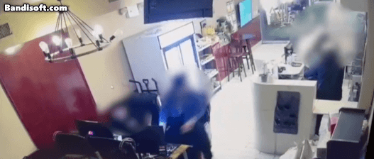 监控曝光！两家华人网吧遭歹徒持凶抢劫，华裔店员后背被划2刀（视频/组图） - 5