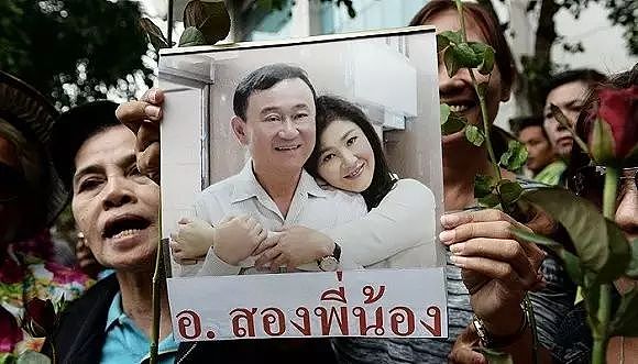 泰国佩通坦第一名媛，挺孕肚竞选总理位置（组图） - 10