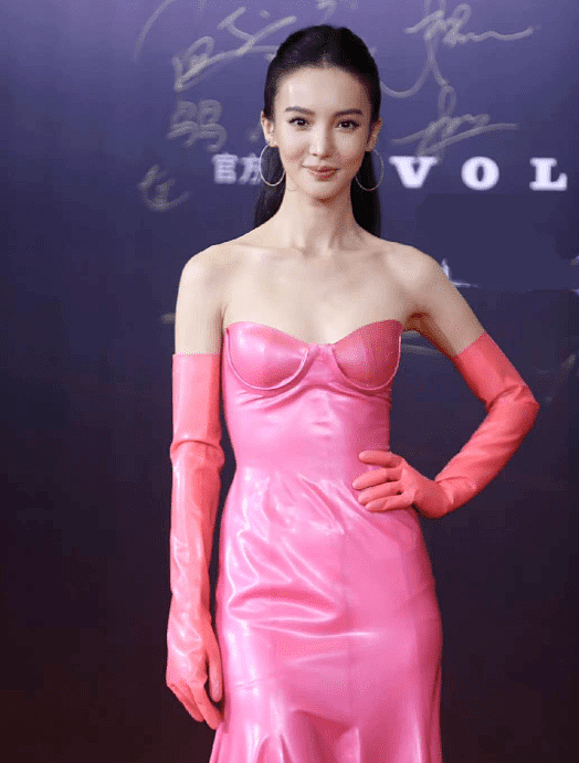 给近半年红毯最美女星排个名，倪虹洁第三名，第一名出人意料（组图） - 49