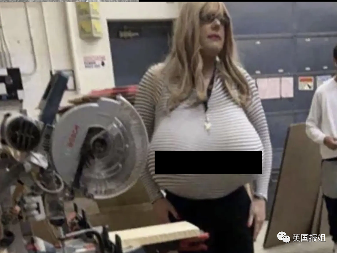 变性高中老师戴巨胸教课被狂喷，媒体跟踪拍摄引爆外网：TA离校就摘假体恢复男装！（组图） - 3