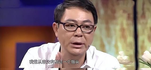 【情感】50岁“国民老爸”高亚麟娇妻曝光：靠耍赖追到小11岁的她，结婚14年没有孩子（组图） - 8