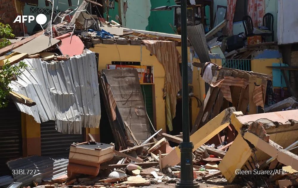 13人死亡！厄瓜多尔突发6.8级强震，民众当街死亡，多人被困废墟之下（视频/组图） - 8
