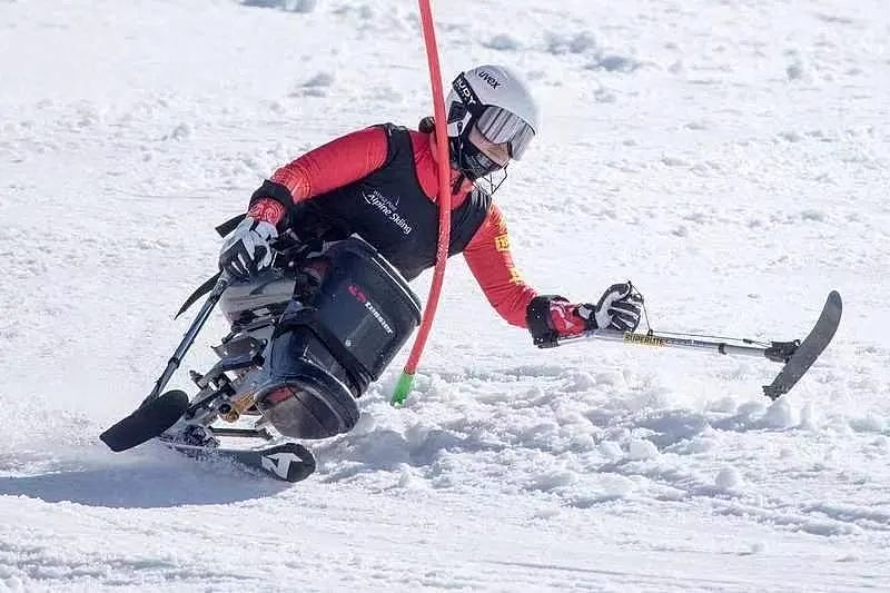 4岁截肢，27岁获得奥运奖牌，90后滑雪女孩走上世界之巅（组图） - 8