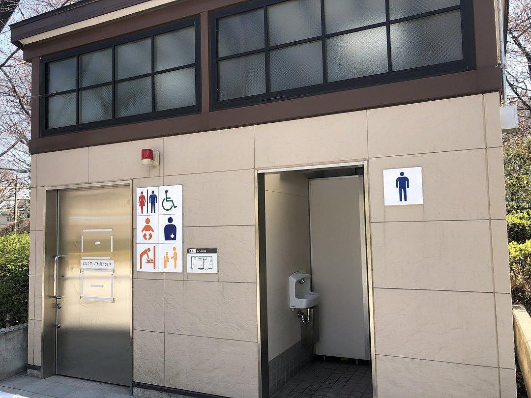 东京要消灭女厕所？不少公厕只分男厕和共用厕所，民众炸锅了（组图） - 23