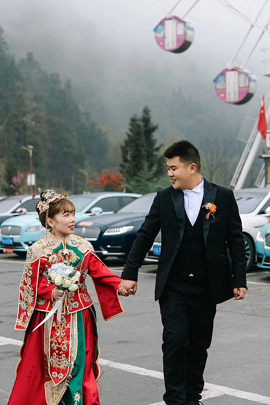 喜结良缘！汶川地震“袖珍老师”嫁了！新郎是9岁就对她笑的男生（视频/组图） - 3