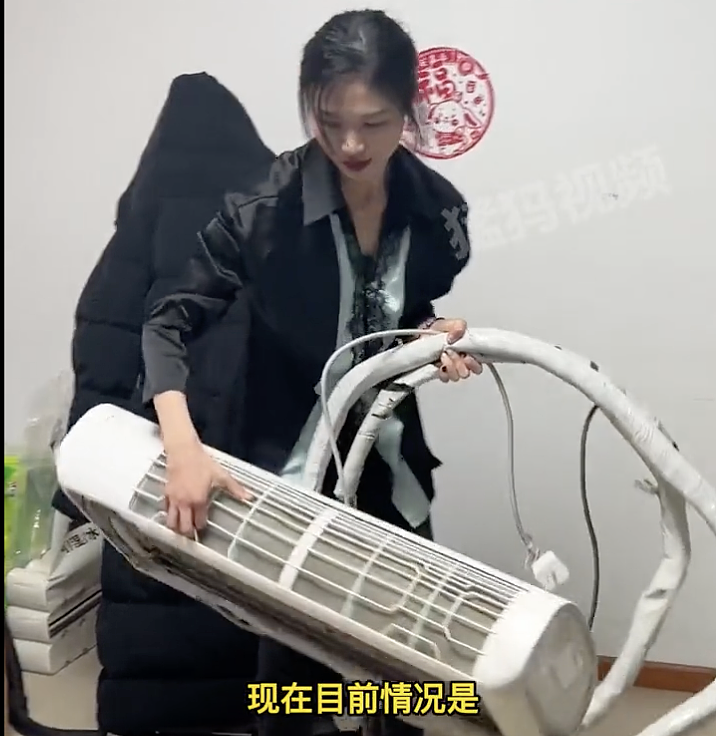 中国211大学毕业生捡回收月入破4万！网嘲讽：根本摆拍（视频/组图） - 1