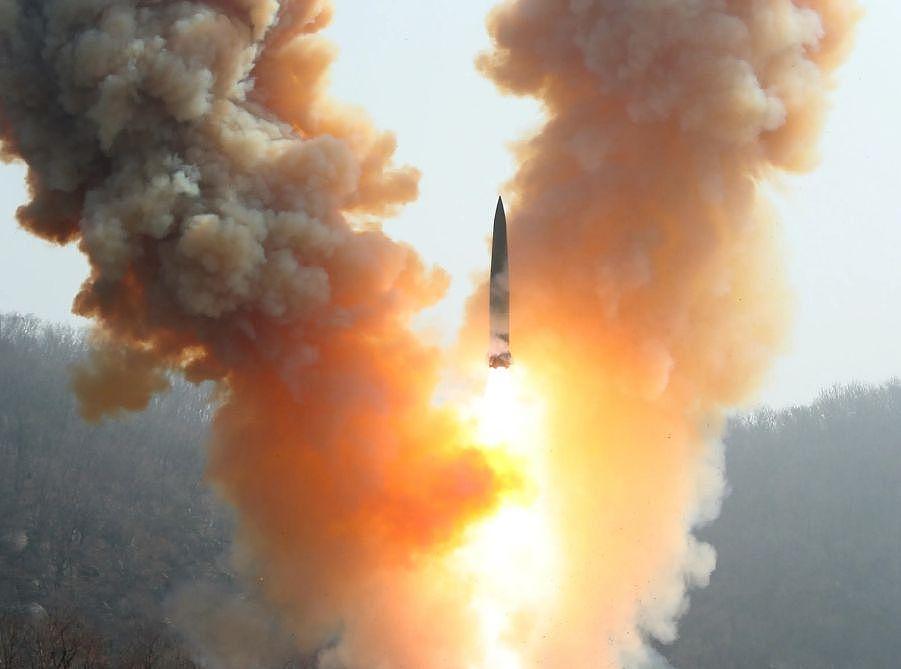 1个月射20枚导弹，朝鲜跻身军事强国，实力从哪来（组图） - 4