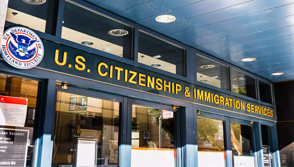 华人受益！美移民局新规：旅游签证可在美工作或面试（组图） - 5