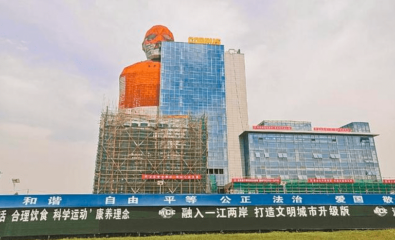 上海“出柜大楼”火速蹿红，网友：柜子成精了（组图） - 19