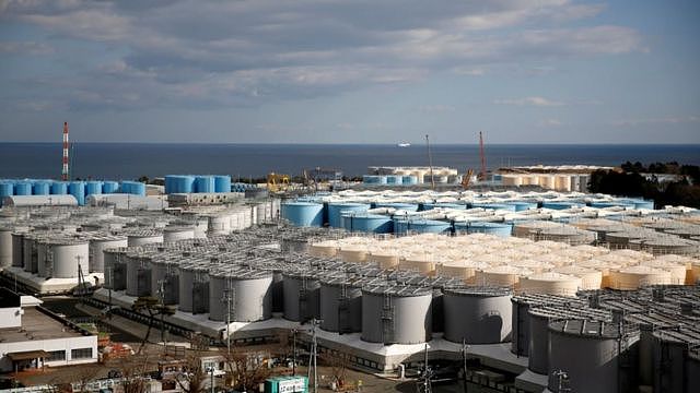 日本百万吨福岛核废水排放在即！邻国批评声不断，专家：或通过海鲜影响人类（组图） - 1