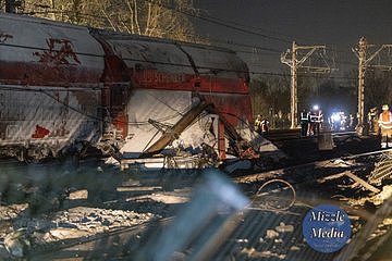 荷兰火车相撞出轨起火至少50伤多人重伤！车厢残骸扭曲至难以辨认（组图） - 5