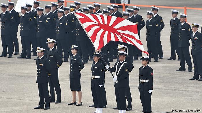 去年年底日本发布新国家安全战略，计划大幅增加军备支出。