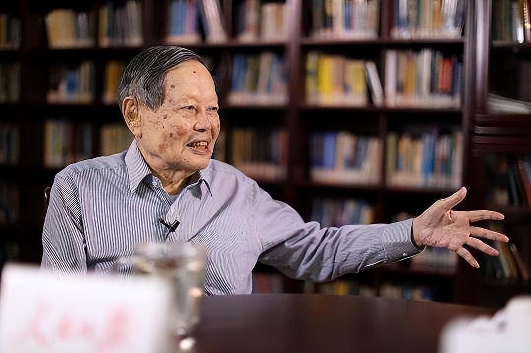 为国奉献52年，101岁杨振宁获港大最高荣誉，颜宁：华人最高成就（组图） - 13