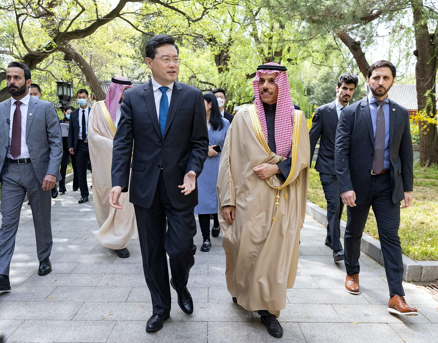 沙特与伊朗外长北京会晤：美国的中东远去，中国的中东到来？（组图） - 4