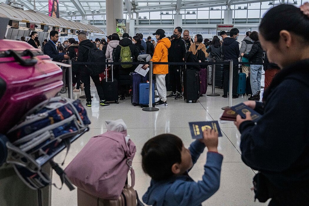 纽时：中国已开放国门，旅客为何仍难入境（组图） - 1