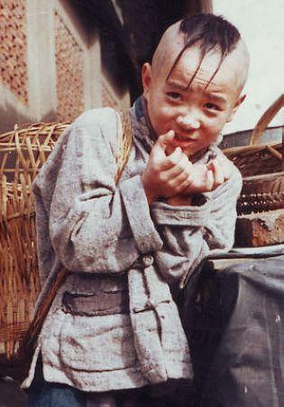 中国第一位童星，消失25年去哪儿了？（组图） - 7