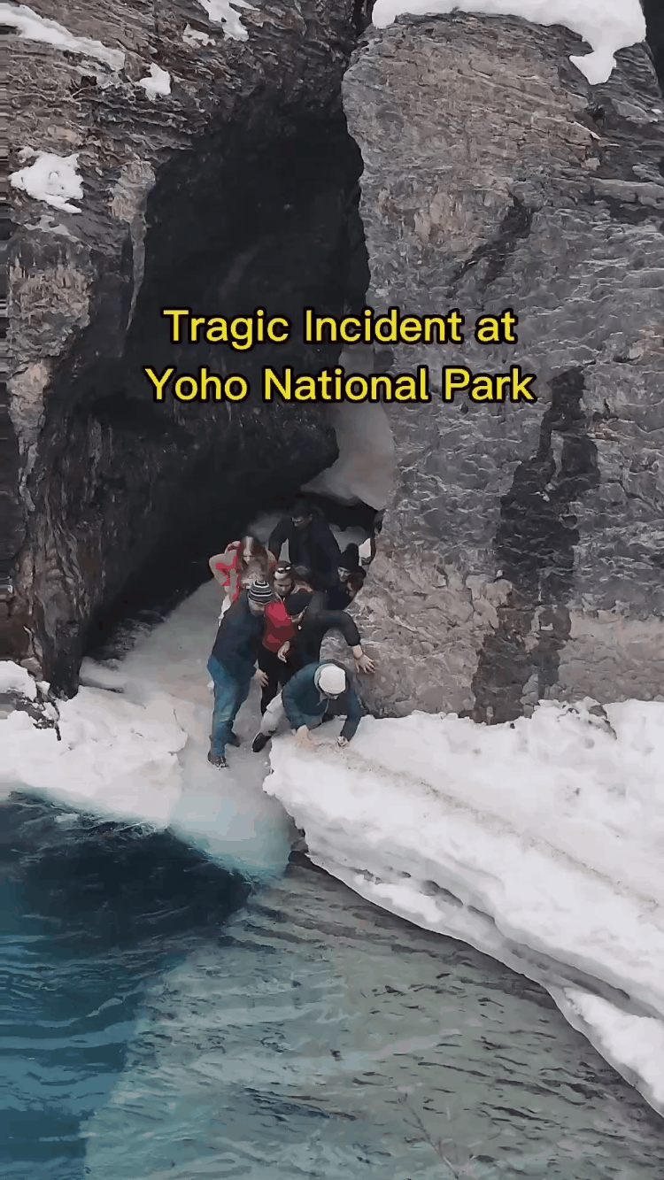惊魂！加拿大著名景点突发崩裂，多名游客坠落冰湖，受困险冻死（组图） - 5