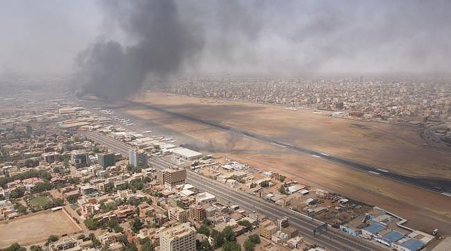 苏丹武装突97死，央视大楼被击中，中企关灯避难（组图） - 5