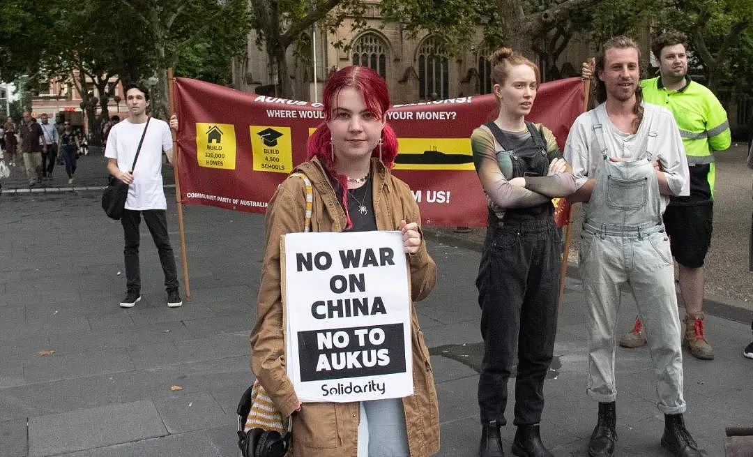 “我们不想和中国打仗！”新西兰国会正门口，突然出现这一幕（组图） - 15