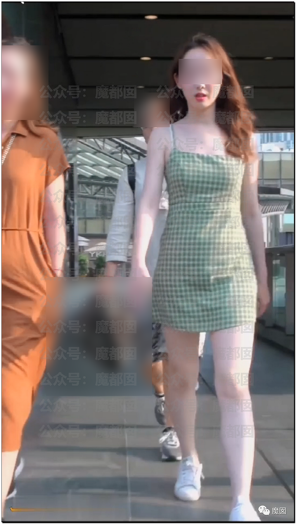 冲上热搜！中国女星商城内被偷拍裙底遭勒索，视频网上疯传（组图） - 22