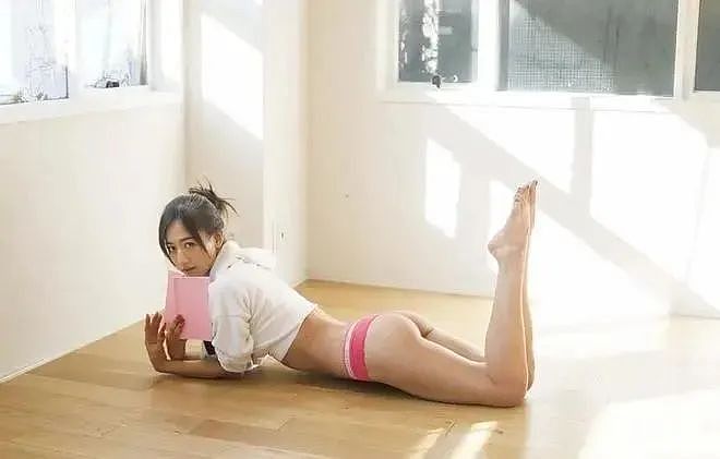 【美女】“日本第一性感美臀”，诱人翘臀、迷人小蛮腰，让人遐想纷纷（组图） - 32