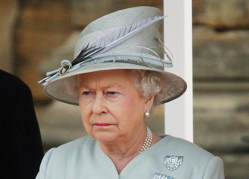 心酸！新纪录片曝英国女王过世前做出一痛苦决定（图） - 1