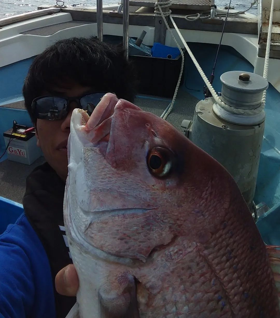 日本一小哥海边钓鱼，竟钓到诡异的东西！几天后，又遭遇奇事...网友：难以置信（组图） - 2