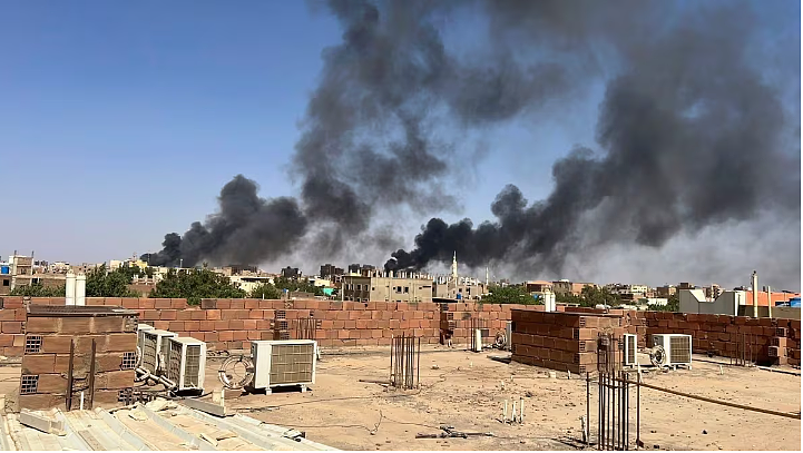 苏丹冲突造成数千人伤亡！中国大使馆发撤侨通知（组图） - 9