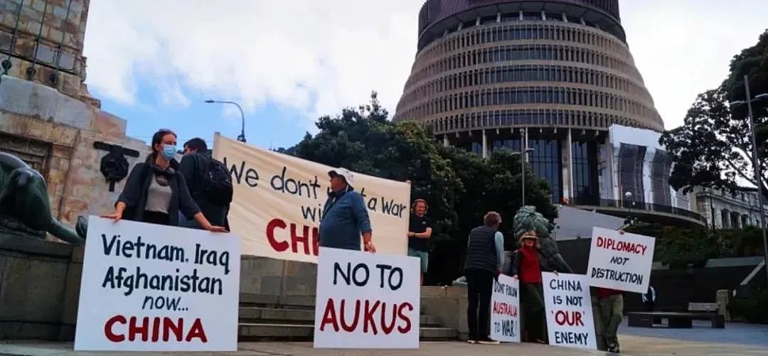 澳洲宣布入籍新政，新西兰网友却怒斥“被耍了”！华人移民：生活肯定是澳洲好……（组图） - 20