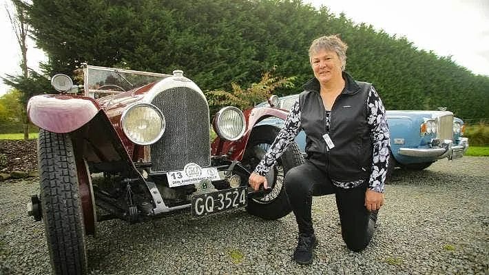 厉害了！新西兰女子开着百年汽车环游新西兰和澳洲（组图） - 8