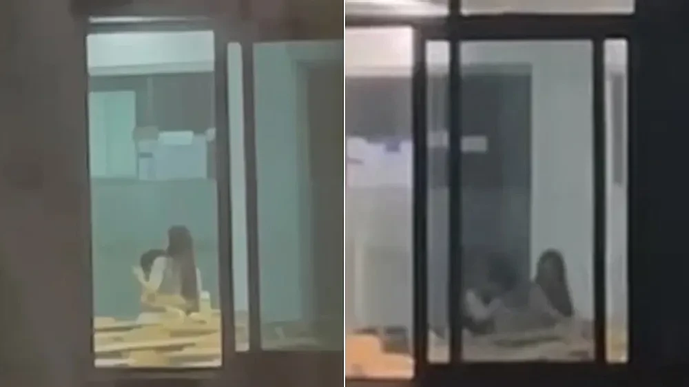 學生情侶在教室活春宮的情況被眾人拍攝直播。翻攝自微博